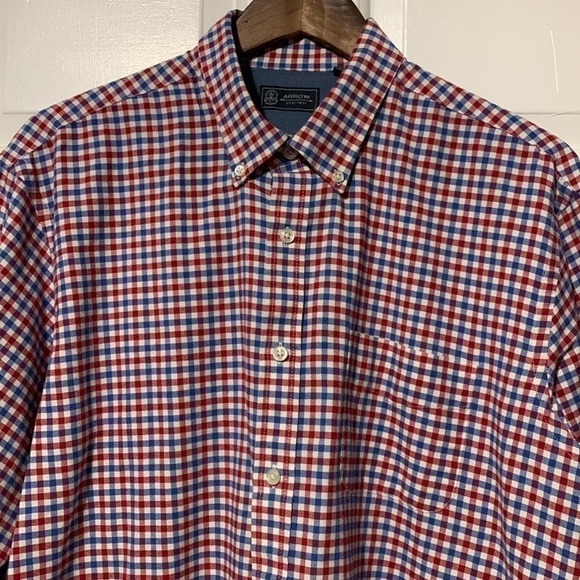Men’s Arrow red and blue checkered plaid button-down shirt - Picture 1 of 13
